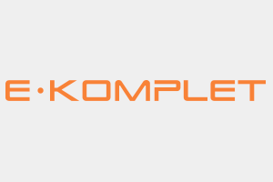 E-komplet_300x200px Telefonabonnement til erhverv med fleksibel firmatelefoni der gør det muligt at arbejde på farten, som vist med en kvinde der sidder bag på en bil og snakker i telefon
